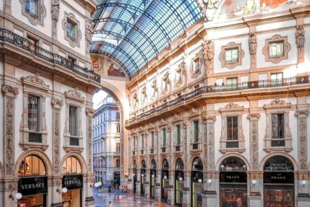Ad Un Passo Dal Duomo Elegante Appartamento Wifi ميلان المظهر الخارجي الصورة